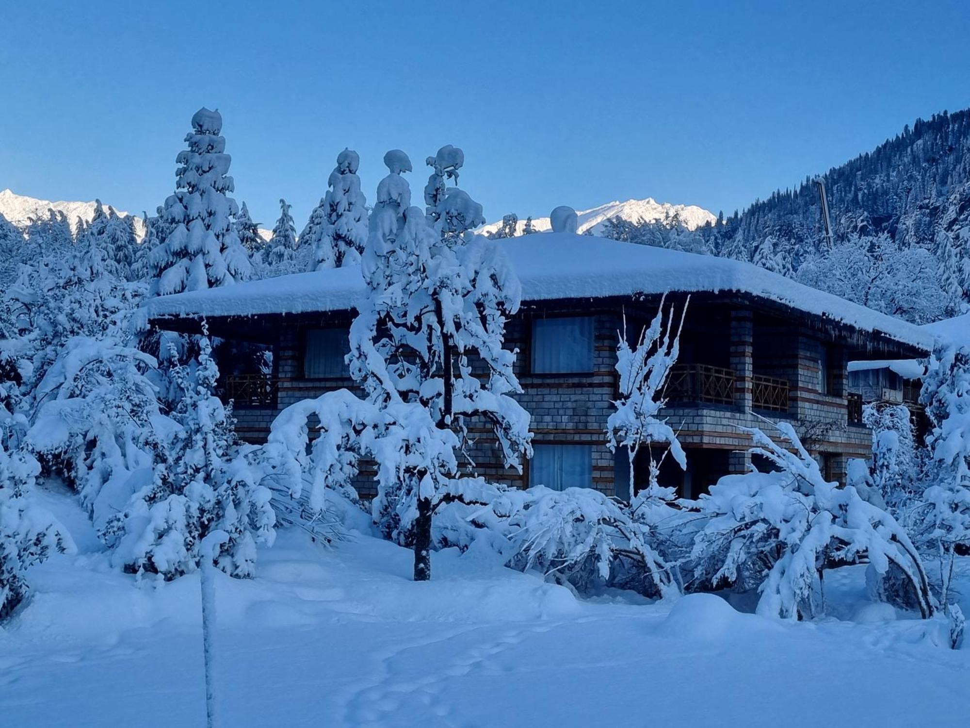 Banon Resorts Manāli Exteriör bild