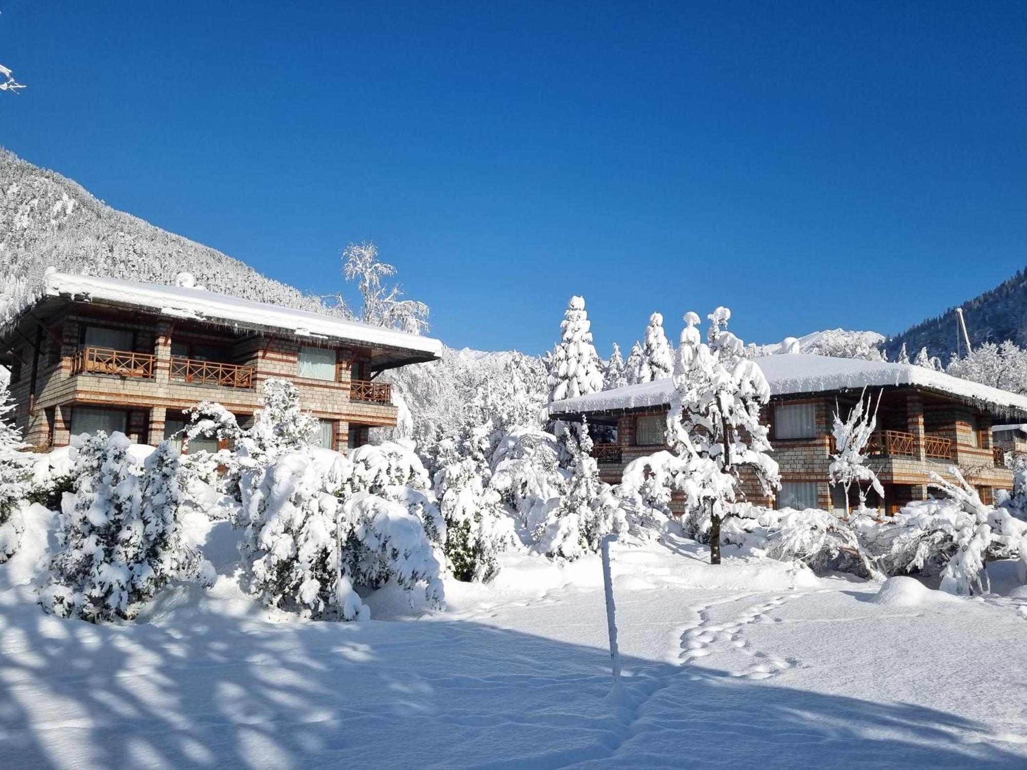 Banon Resorts Manāli Exteriör bild