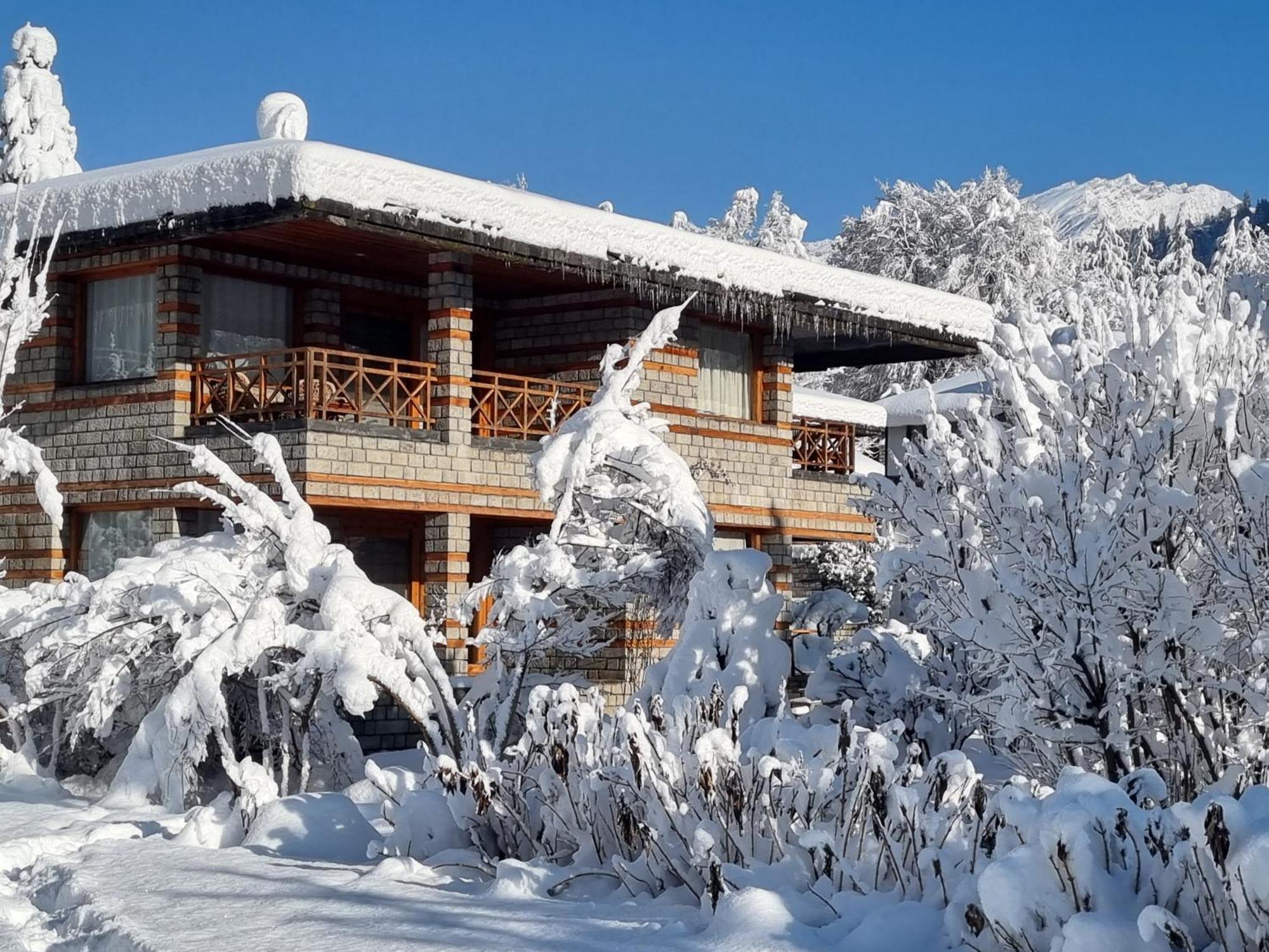 Banon Resorts Manāli Exteriör bild