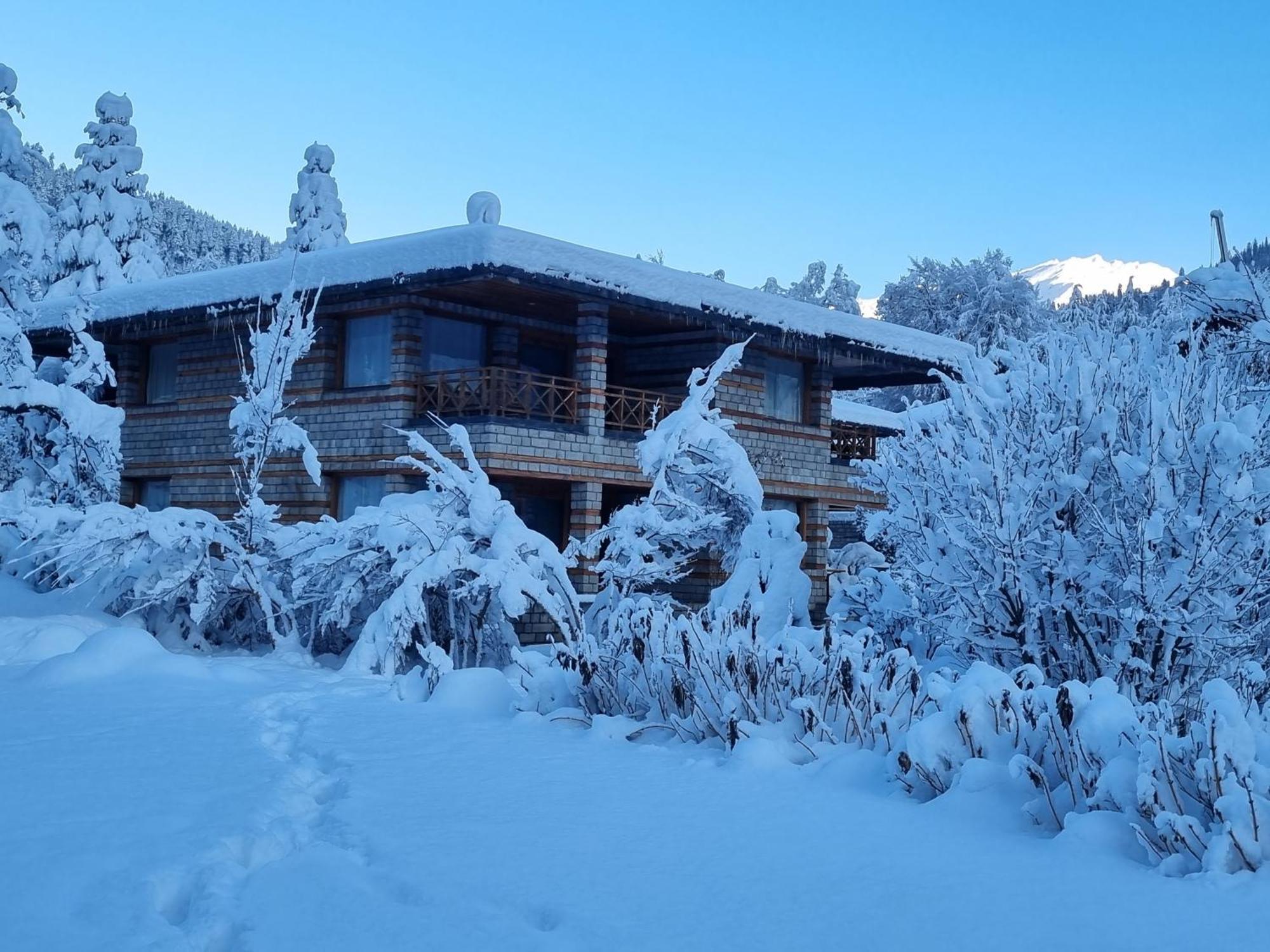 Banon Resorts Manāli Exteriör bild