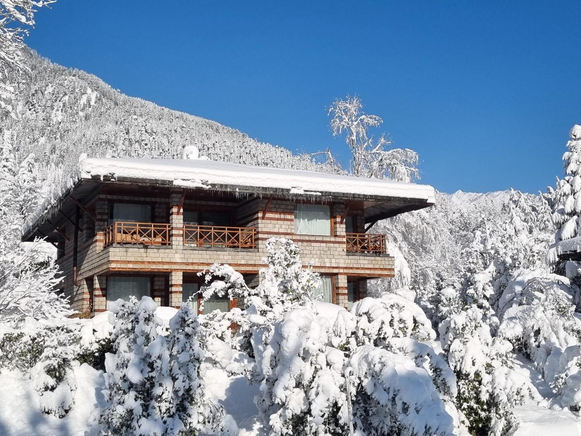 Banon Resorts Manāli Exteriör bild