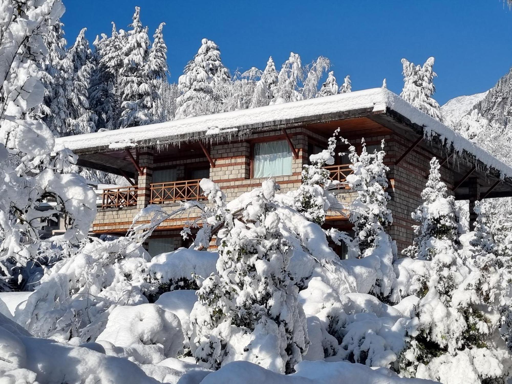 Banon Resorts Manāli Exteriör bild